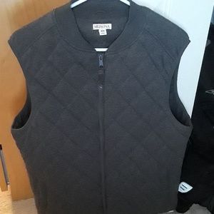 Fleece quilted zip-up vest